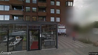 Lägenheter att hyra i Karlskrona - Bild från Google Street View Lägenheter att hyra i Karlskrona - Bild från Google Street View