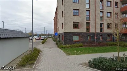 Lägenheter att hyra i Halmstad - Bild från Google Street View Lägenheter att hyra i Halmstad - Bild från Google Street View