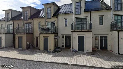 Lägenheter till salu i Järfälla - Bild från Google Street View