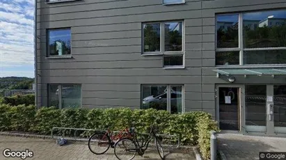 Bostadsrätter till salu i Mölndal - Bild från Google Street View Bostadsrätter till salu i Mölndal - Bild från Google Street View