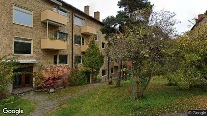 Lägenheter till salu i Ekerö - Bild från Google Street View