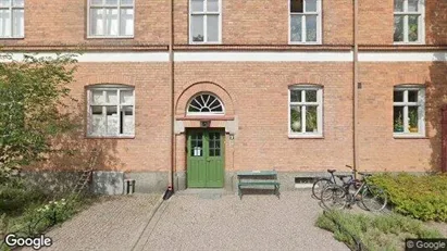 Lägenheter till salu i Uppsala - Bild från Google Street View Lägenheter till salu i Uppsala - Bild från Google Street View