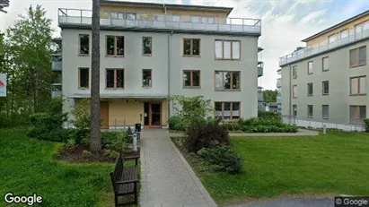 Lägenheter till salu i Huddinge - Bild från Google Street View