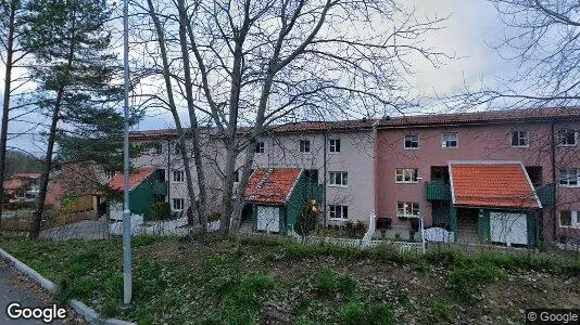 Lägenheter till salu i Upplands Väsby - Bild från Google Street View