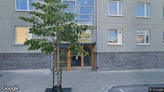 Lägenheter till salu i Huddinge - Bild från Google Street View