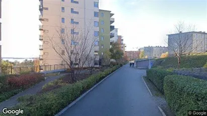 Lägenheter till salu i Upplands-Bro - Bild från Google Street View