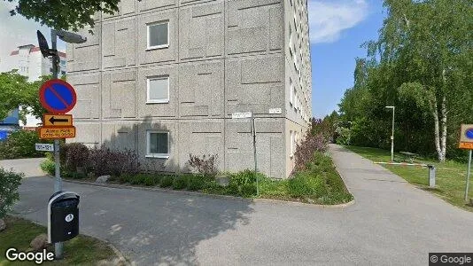 Lägenheter till salu i Haninge - Bild från Google Street View