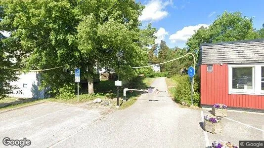 Lägenheter till salu i Haninge - Bild från Google Street View