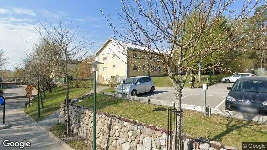 Lägenheter till salu i Vallentuna - Bild från Google Street View