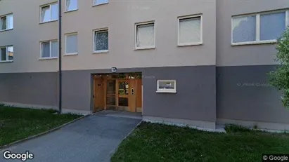 Bostadsrätter till salu i Haninge - Bild från Google Street View