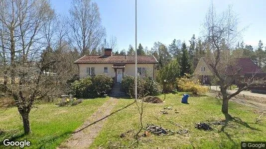 Lägenheter till salu i Tyresö - Bild från Google Street View