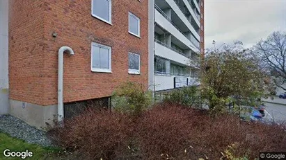 Lägenheter till salu i Upplands Väsby - Bild från Google Street View