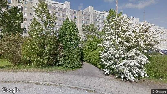 Bostadsrätter till salu i Rosengård - Bild från Google Street View