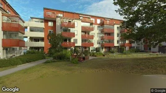 Lägenheter till salu i Ekerö - Bild från Google Street View