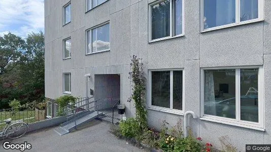 Lägenheter till salu i Danderyd - Bild från Google Street View