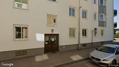 Bostadsrätter till salu i Köping - Bild från Google Street View