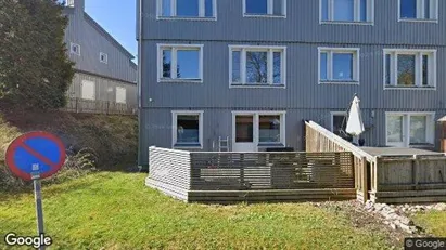 Bostadsrätter till salu i Tyresö - Bild från Google Street View