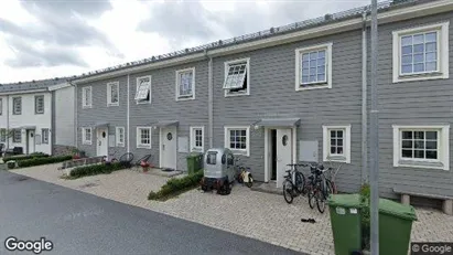 Bostadsrätter till salu i Strängnäs - Bild från Google Street View