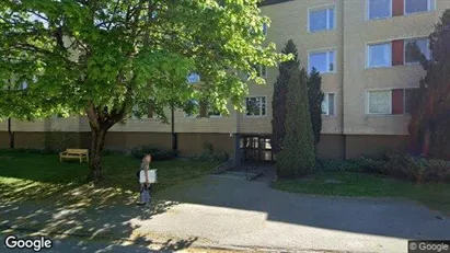 Bostadsrätter till salu i Haninge - Bild från Google Street View