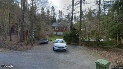 Lägenheter till salu i Huddinge - Bild från Google Street View