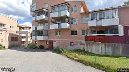 Lägenheter till salu i Huddinge - Bild från Google Street View