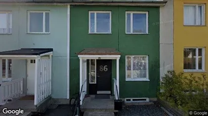 Lägenheter till salu i Österåker - Bild från Google Street View