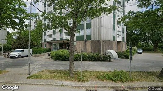Lägenheter till salu i Täby - Bild från Google Street View