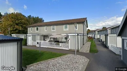 Lägenheter till salu i Kungälv - Bild från Google Street View