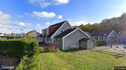 Bostadsrätter till salu i Hjo - Bild från Google Street View