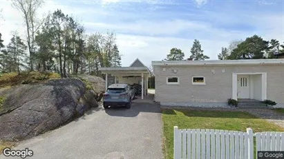 Lägenheter till salu i Tyresö - Bild från Google Street View