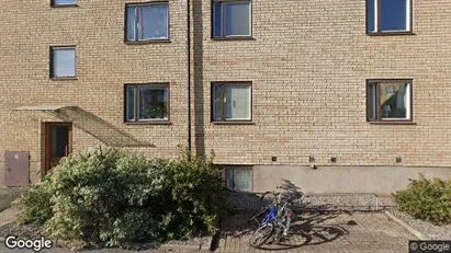 Bostadsrätter till salu i Håbo - Bild från Google Street View