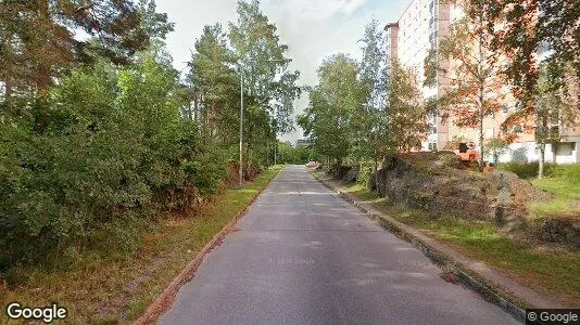 Lägenheter till salu i Huddinge - Bild från Google Street View