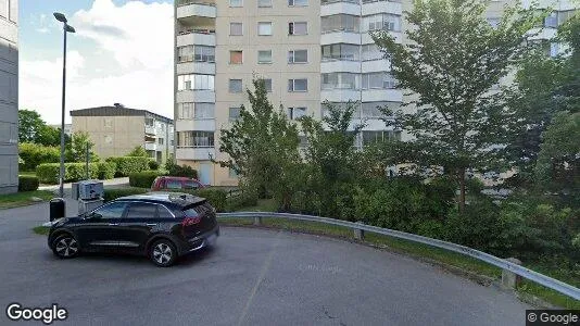 Bostadsrätter till salu i Haninge - Bild från Google Street View