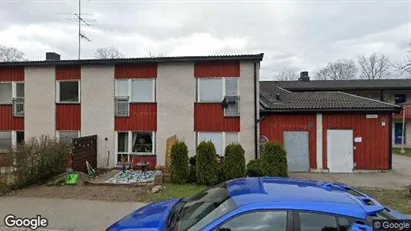 Bostadsrätter till salu i Huddinge - Bild från Google Street View