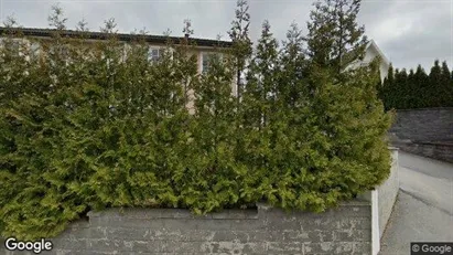 Lägenheter till salu i Huddinge - Bild från Google Street View