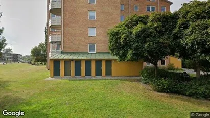 Bostadsrätter till salu i Upplands-Bro - Bild från Google Street View