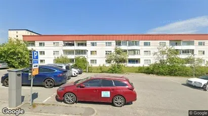 Bostadsrätter till salu i Haninge - Bild från Google Street View