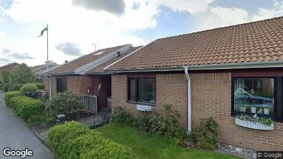 Bostadsrätter till salu i Lerum - Bild från Google Street View