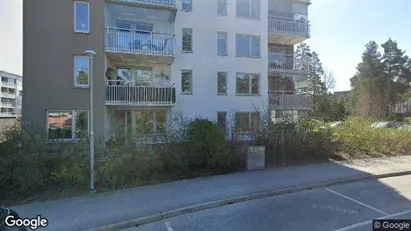 Bostadsrätter till salu i Tyresö - Bild från Google Street View