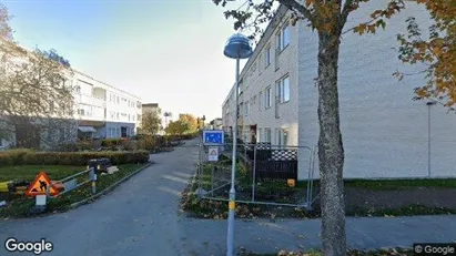 Bostadsrätter till salu i Upplands-Bro - Bild från Google Street View