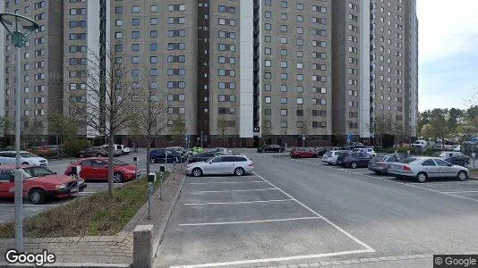 Bostadsrätter till salu i Täby - Bild från Google Street View