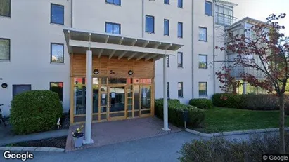 Bostadsrätter till salu i Upplands-Bro - Bild från Google Street View