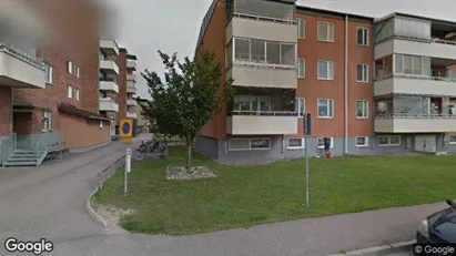 Bostadsrätter till salu i Köping - Bild från Google Street View