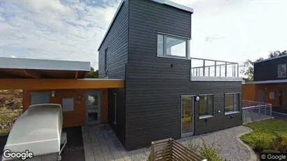 Bostadsrätter till salu i Stenungsund - Bild från Google Street View