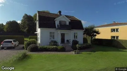 Bostadsrätter till salu i Mark - Bild från Google Street View