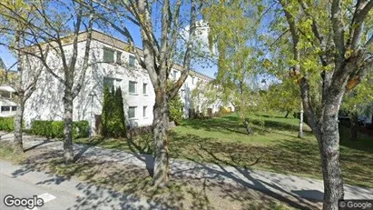 Bostadsrätter till salu i Upplands-Bro - Bild från Google Street View