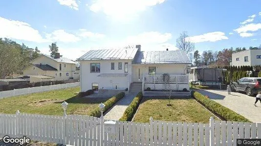 Lägenheter till salu i Täby - Bild från Google Street View