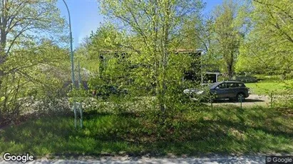 Lägenheter till salu i Ekerö - Bild från Google Street View