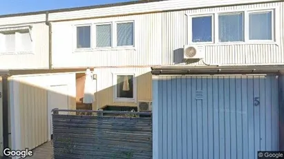 Lägenheter att hyra i Upplands-Bro - Bild från Google Street View