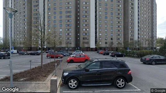 Lägenheter till salu i Täby - Bild från Google Street View